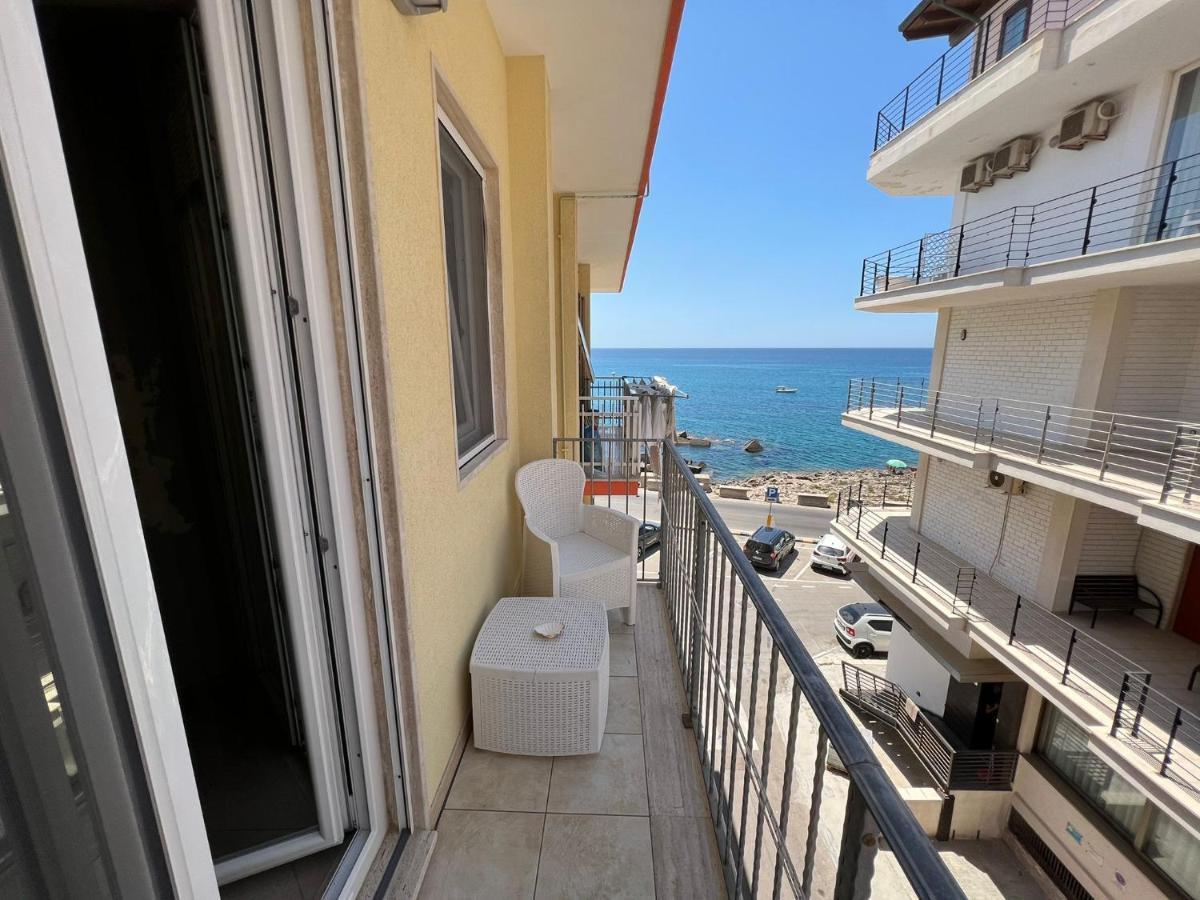 غالّيبولي B&B Le Onde Del Mare المظهر الخارجي الصورة
